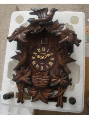 Kaiser Quartz Bird Maple Leaf Cuckoo Clock Made In Korea AS IS